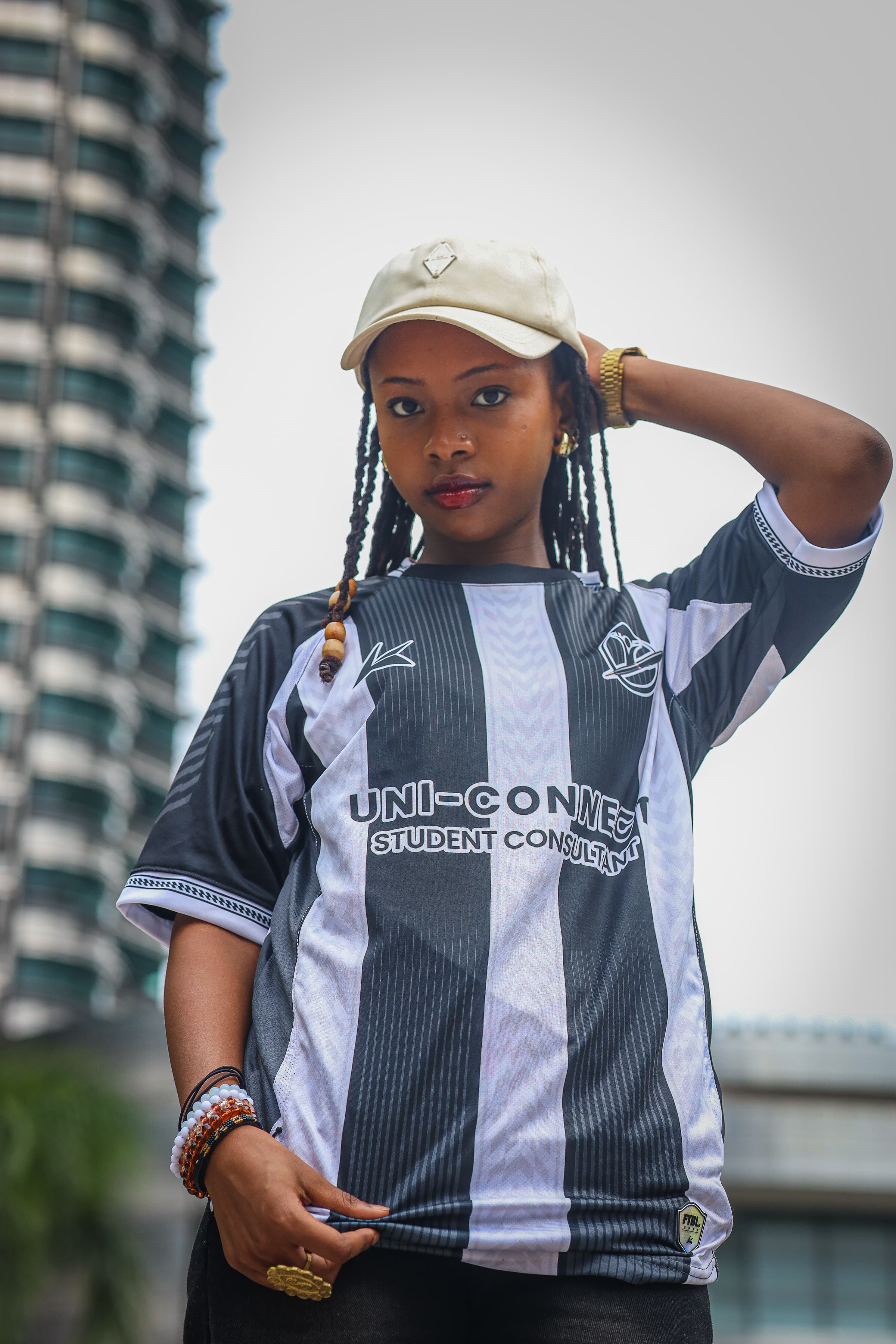 Close-up of the UNIconnect jersey details